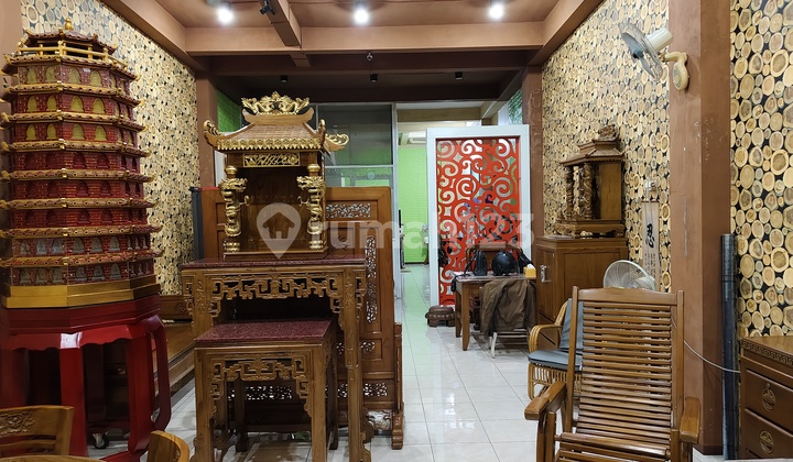 Ruko Tengah Kota Siap Huni di Gang Warung Semarang 1