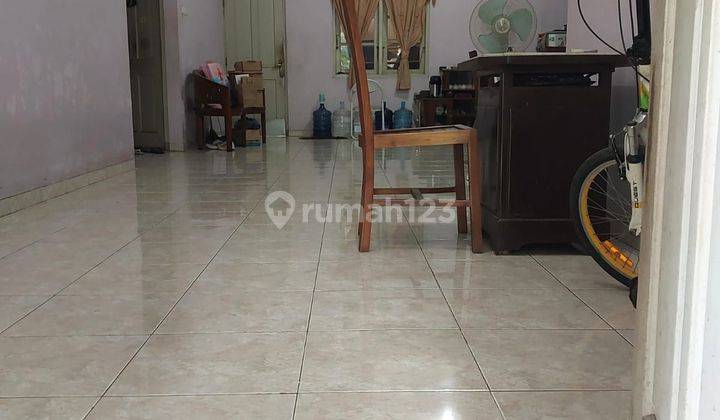 Rumah Tengah Kota di Kenconowungu Semarang 2