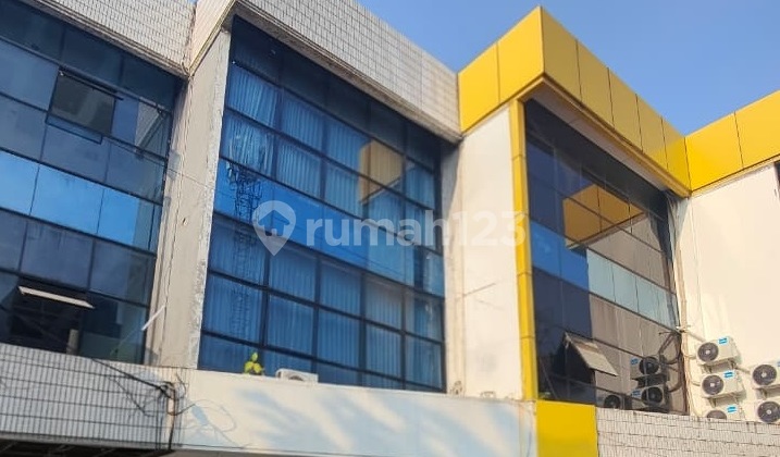 Ruko 3 Lantai Parkir Melimpah Lokasi Jantung Pusat Kota Semarang 1