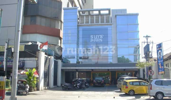 Ready-to-Use Office Building in the Ahmad Yani City Center, Simpang Lima