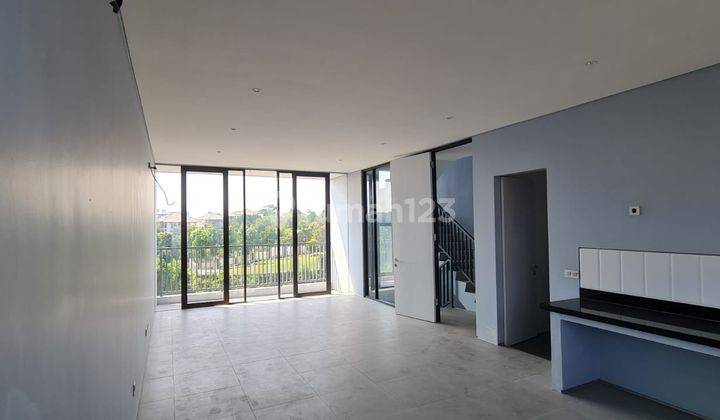 Rumah Kantor SOHO dengan View Cantik di Tengah Kota Semarang 1