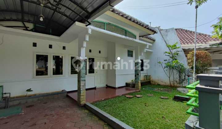 Rumah Siap Huni Semi Furnished Dekat Akpol di Permata Semeru 