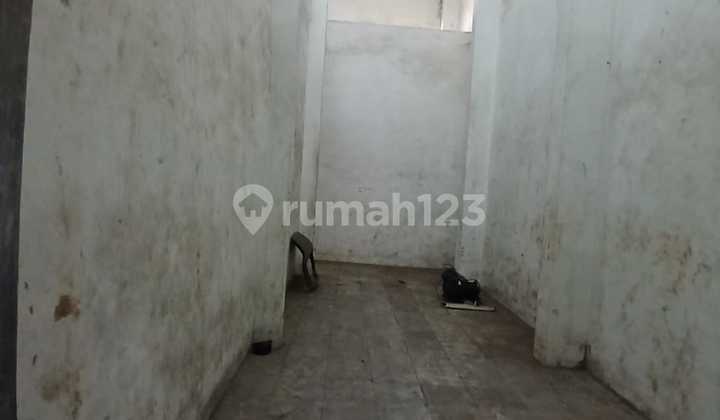 2-Storey Warehouse with Container Access Near Toll Exit in Raden Patah 2