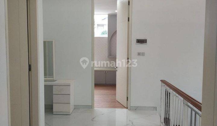 Ada Pool Dijual Rumah Baru Pakuwon City Palm Beach 6