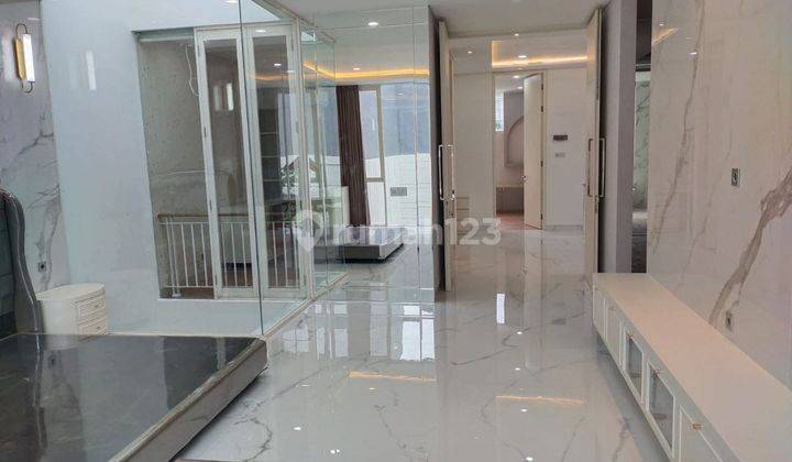 Ada Pool Dijual Rumah Baru Pakuwon City Palm Beach 7