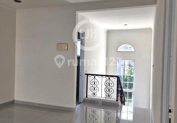 Rumah Cantik Siap Huni di Legenda Wisata Cibubur, Gn. Putri, Bogor. 2