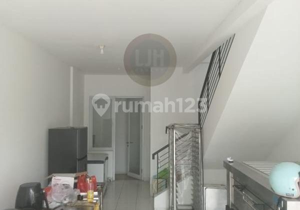 Ruko 2 Lantai Siap Pakai di Perum Legenda Wisata Cibubur, Gunung Putri, Bogor 2