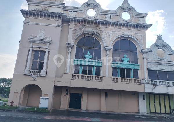 Ready-to-Use Shophouse in Times Square Shopping Complex, Cibubur, Jatisampurna, Bekasi 1