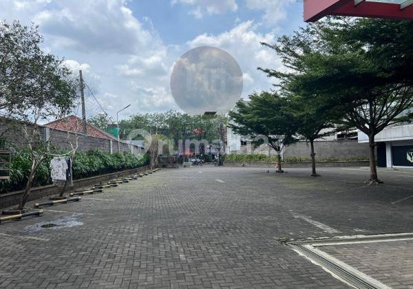 Bangunan Luas Siap Pakai Cocok untuk usaha Komersial di Cibubur, Jatisampurna, Bekasi