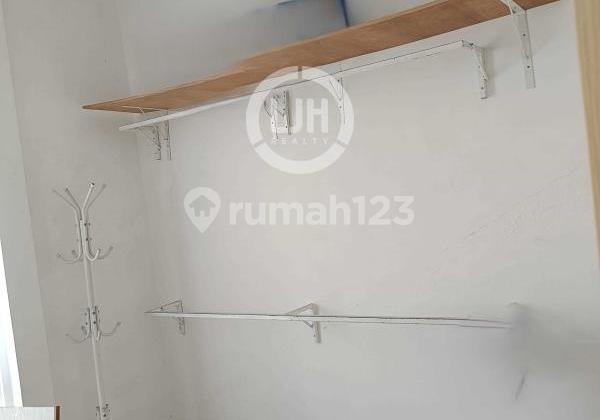 Rumah Siap Huni Sudah Renov di Kota Wisata, Gn Putri, Bogor. 2