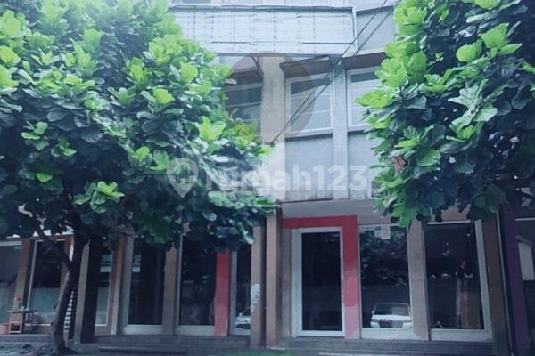 Ruko 3 Lantai Cocok untuk Kantor di Jl Padjajaran, Sukasari, Bogor Timur 1