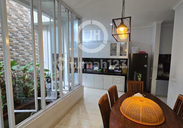 Fully Furnished House in a Cluster at Legenda Wisata, Gunung Putri, Bogor. 2