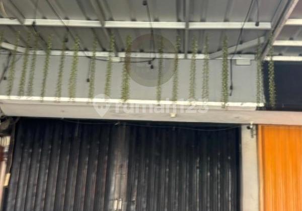 Ruko Posisi Strategis Cocok Untuk Usaha Di Kota Wisata Cibubur, Bogor.