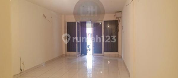 Strategic Positioned Shop House Suitable for Business in Cibubur Tourism City, Bogor. 2