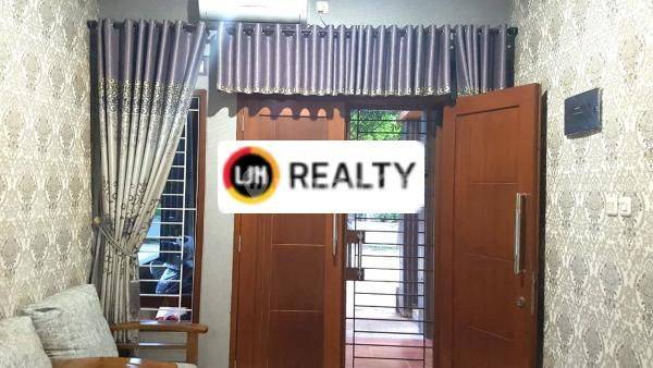 foto lainnya dijual rumah mungil siap huni