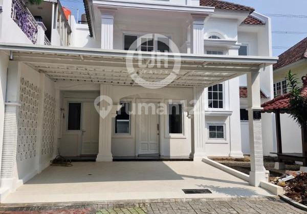 Rumah Cantik Siap Huni di Legenda Wisata Cibubur, Gn. Putri, Bogor.