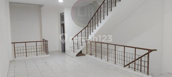 Ready-to-Use Shophouse in Cibubur, Cimanggis, Depok.