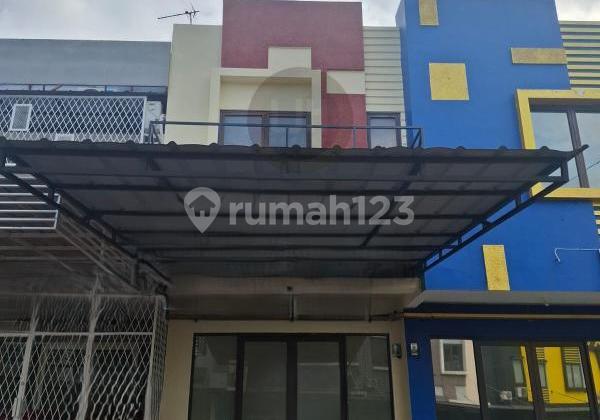 Neat and Ready-to-Use Shophouse, Suitable for Office or Business in Legenda Wisata Cibubur Housing Estate, Gunung Putri, Bogor.