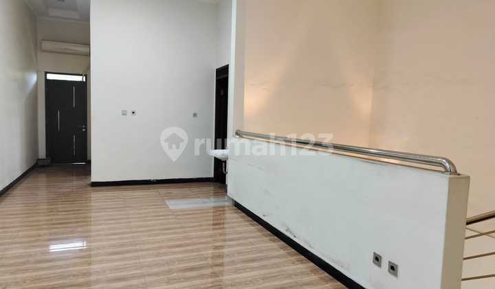 Dijual Rumah 2.5 Lantai di Sumbersari Mainroad