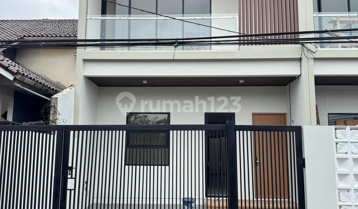 New Minimalist 2-Story House in Kopo Permai 1