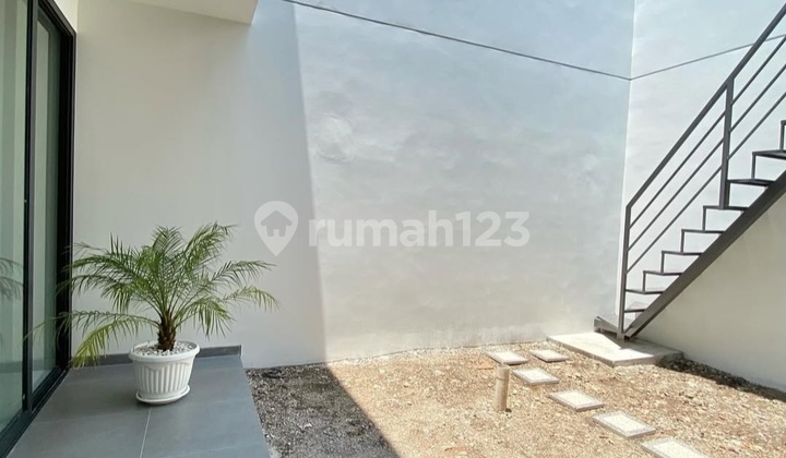 Rumah Baru 2 Lantai Dalam Cluster Mekarwangi 2