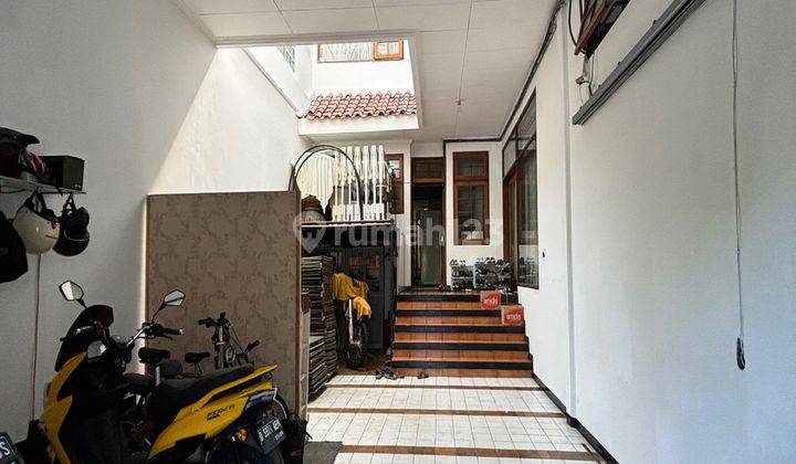 Dijual Rumah Setrasari Lingkungan Nyaman Ada Paviliun 2