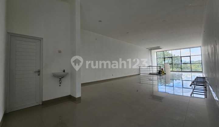 For Rent 4-Story Shop House in Cihampelas Bandung