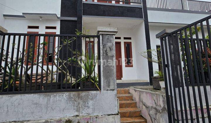 Rumah 2 Lantai di Komplek Pondok Dustira Cimahi 1