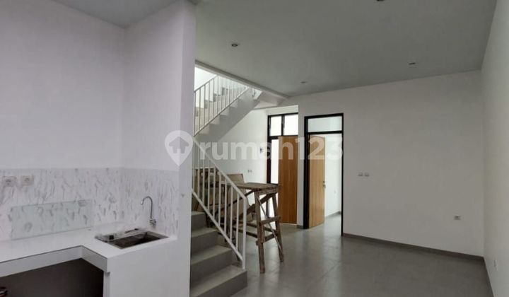 Dijual Rumah Baru 2 Lantai di Taman Kopo Indah 1 1