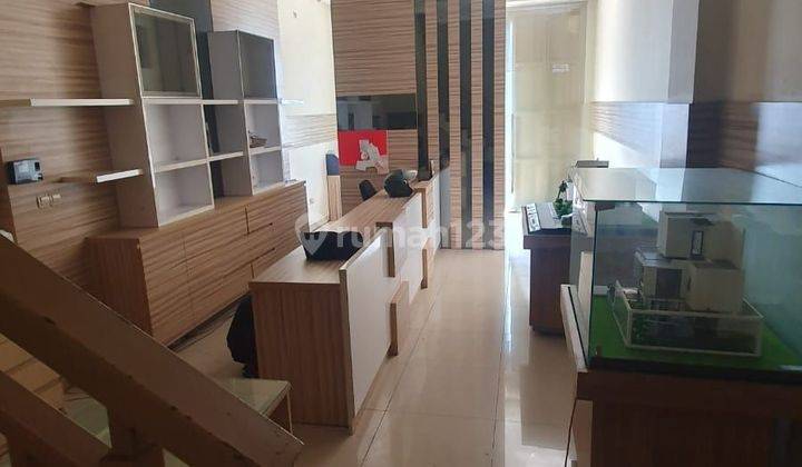 Dijual Cepat Ruko 3 Lantai di Jalan Sunda 2