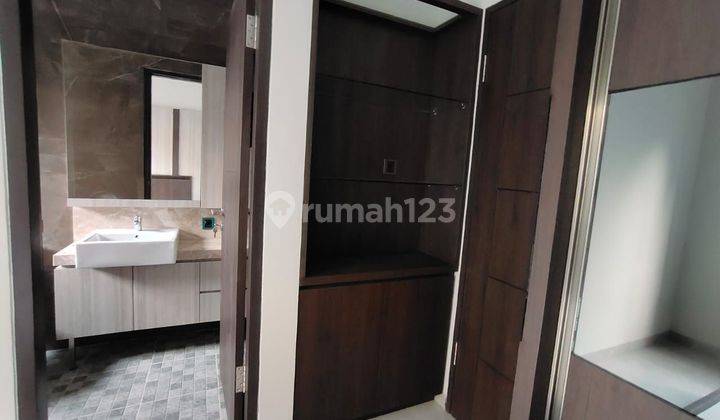 Dijual Rumah 2 Lantai dalam Komplek Sayap Pasteur 1