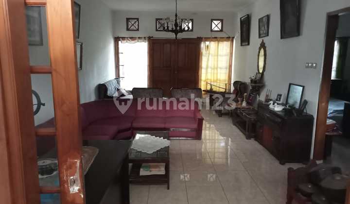 Rumah 2 Lantai Sayap Dago Strategis Dekat Universitas 2
