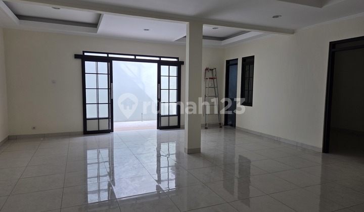 Disewakan Rumah Pusat Kota Sayap Moch Toha Nyaman Dan Tenang Disewakan Rumah Pusat Kota Sayap Moch Toha Nyaman Dan Tenang