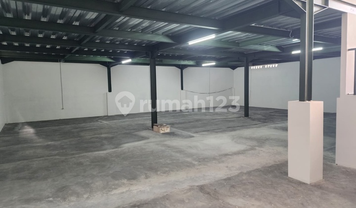 Gudang dan Kantor Strategis di Sadang Raya Kopo