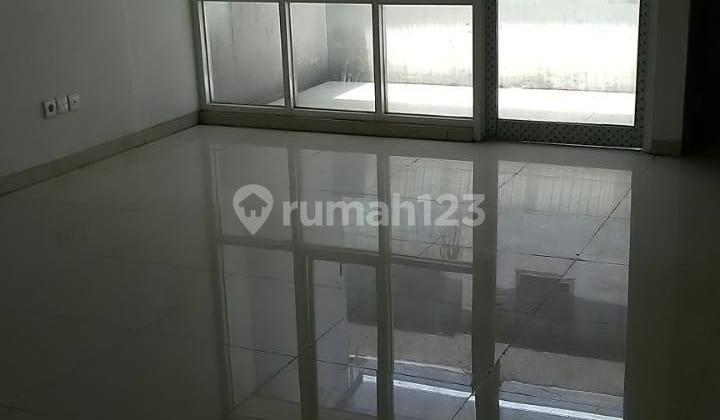 For Rent 2-Storey Shop House in Holis Regency