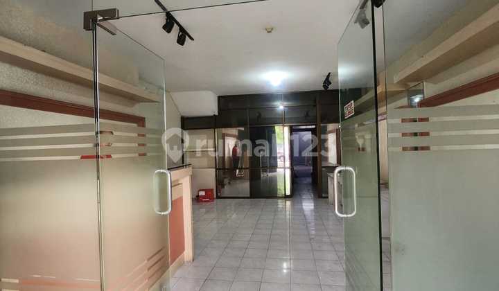 Batununggal 3-Story Shophouse, Well-Maintained, Ready to Use