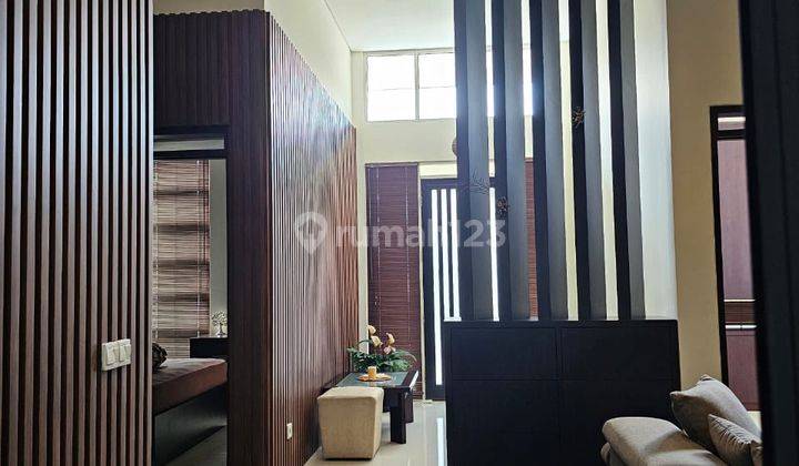 Dijual Rumah Lux Kota Baru Parahyangan Fully Furnished 2