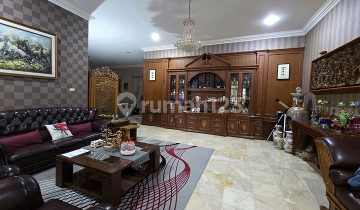Rumah Asri Terawat Di Sayap Sukajadi Semi Furnished 2