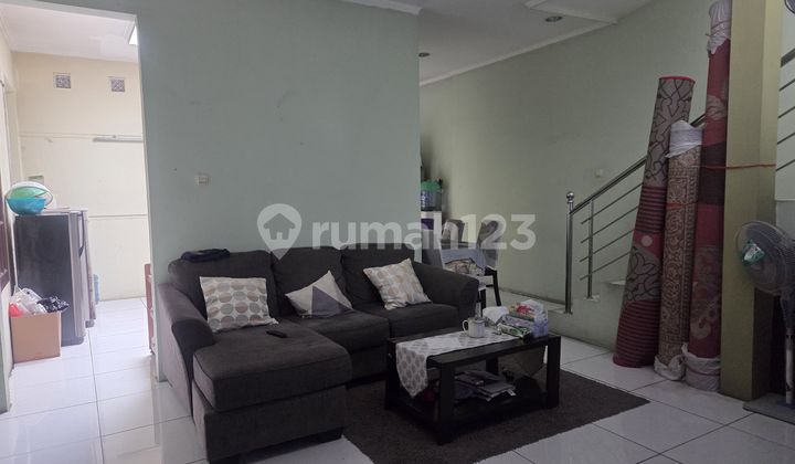 Comfortable 2-Story House in Sauyunan Cibaduyut Complex