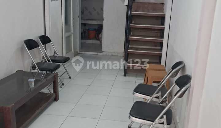 Rumah 2 Lantai di Sayap Pajajaran Cocok untuk Kantor / Mess