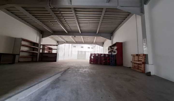 Good and Ready-to-Use Warehouse and Office in North Cimahi