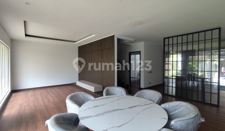 Rumah 2 Lantai Semi Furnished Di Kbp Larangtapa