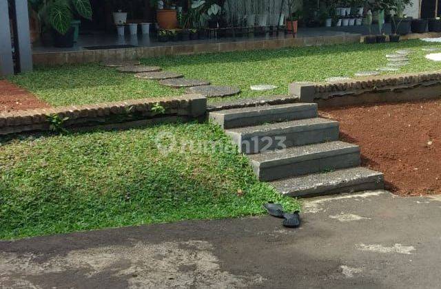 Rumah asri lingkungan enak dan bebas banjir kemang utara 1