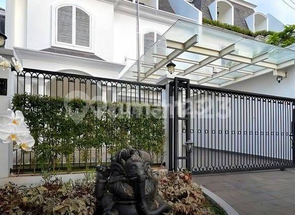 Tirtayasa Kebayoran Baru classic luxury 320m² land/700m² building with elevator