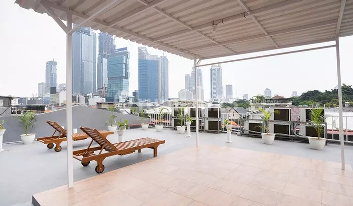 Rumah Kost Elite 20 Kamar Kondisi Running Baik di Menteng, Jakpus