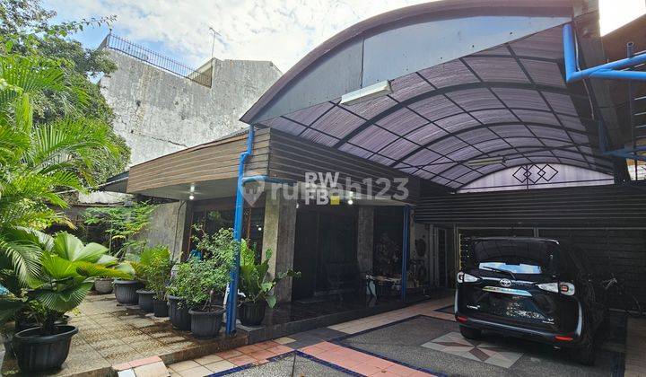 Rumah hitung tanah lokasi dibelakang gajah mada plaza dan dekat harmoni  1