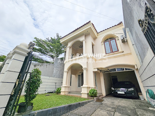 Rumah Nyaman dan Strategis Dijatipadang Dekat Salihara