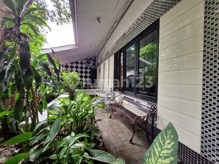 Rumah hitung tanah area petogogan , kebayoran baru dekat MRT station  1