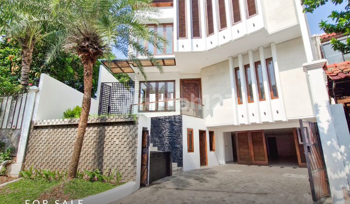 Rumah Brand New Modern Minimalis Siap Huni, Taman Kencana - Pondok Indah