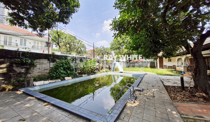 Tanah Luas Bonus Rumah Area Pejaten Barat Dekat Gonzaga dan Sekolah Australia 2